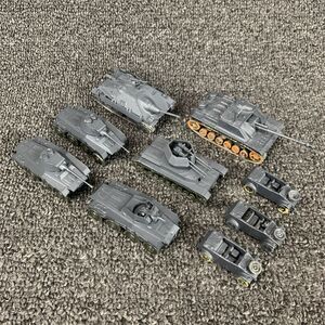 Lot Of 9 HO Scale WWII German VW Kubelwagen 82 Panzer IV Stug III SDKFZ 234/2